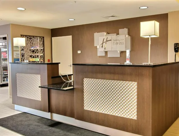 Holiday Inn Express Fargo-West Acres by IHG hotel detail image 2