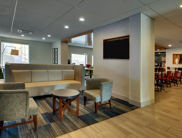 Holiday Inn Express Baltimore-BWI Airport West by IHG hotel detail image 4