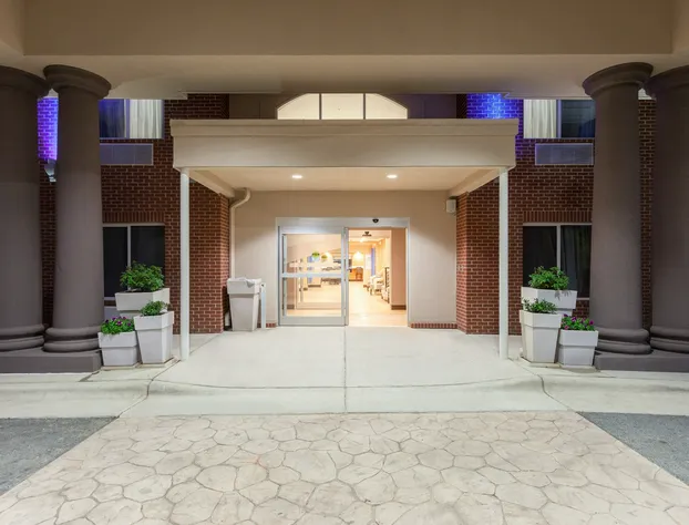 Holiday Inn Express Hotel & Suites Mebane by IHG hotel detail image 4