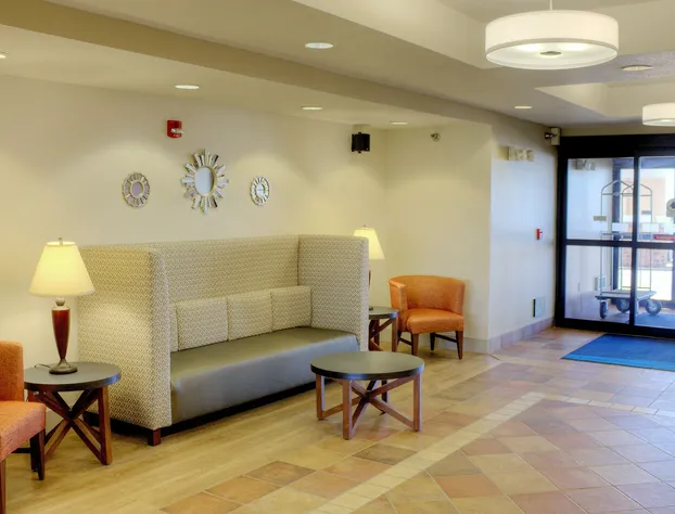 Holiday Inn Express & Suites Sioux Center by IHG hotel detail image 1