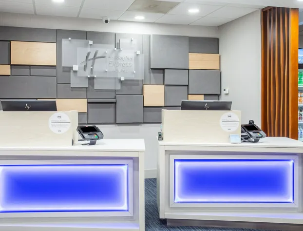 Holiday Inn Express & Suites Fort Wayne by IHG hotel detail image 4