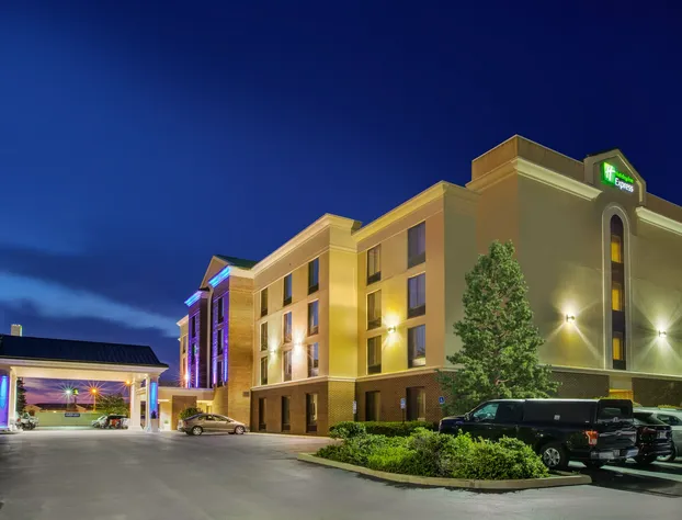 Holiday Inn Express & Suites Fort Wayne by IHG hotel detail image 1