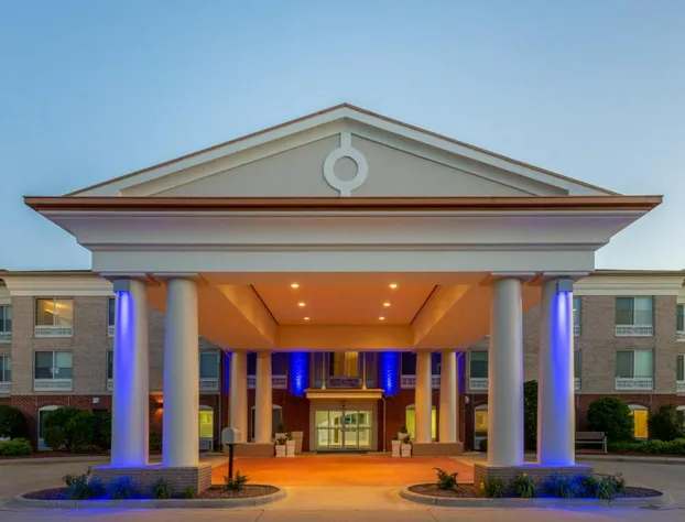 Holiday Inn Express & Suites Vandalia by IHG hotel detail image 4