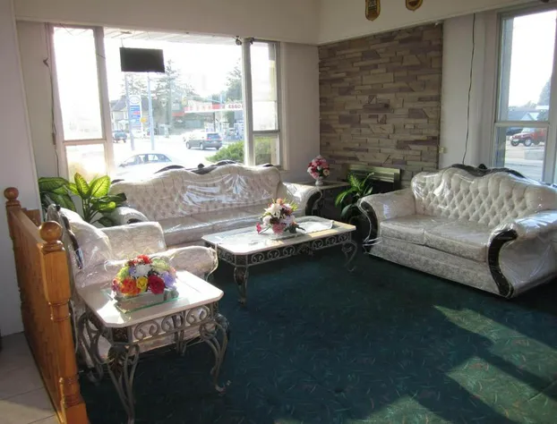 Canadiana Motel hotel detail image 3