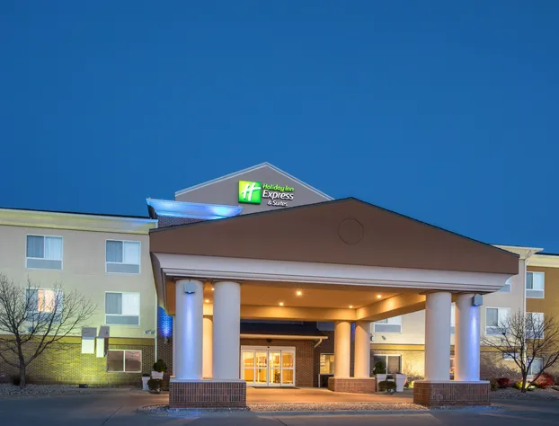 Holiday Inn Express & Suites Yankton by IHG hotel detail image 2