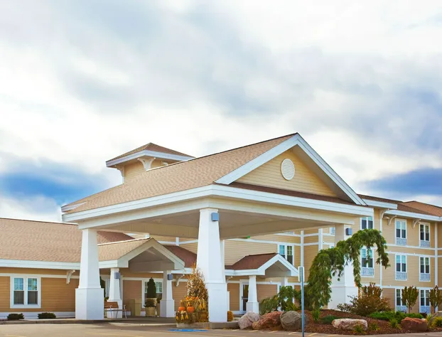 Holiday Inn Express Hotel & Suites Iron Mountain by IHG hotel detail image 1