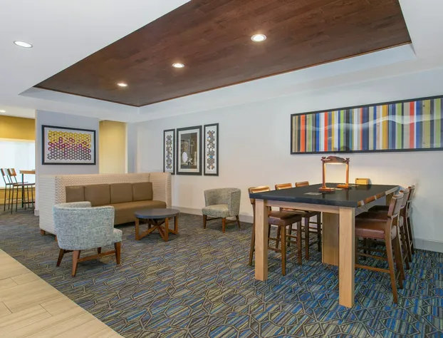 Holiday Inn Express Hotel & Suites Silver Springs - Ocala by IHG hotel detail image 3