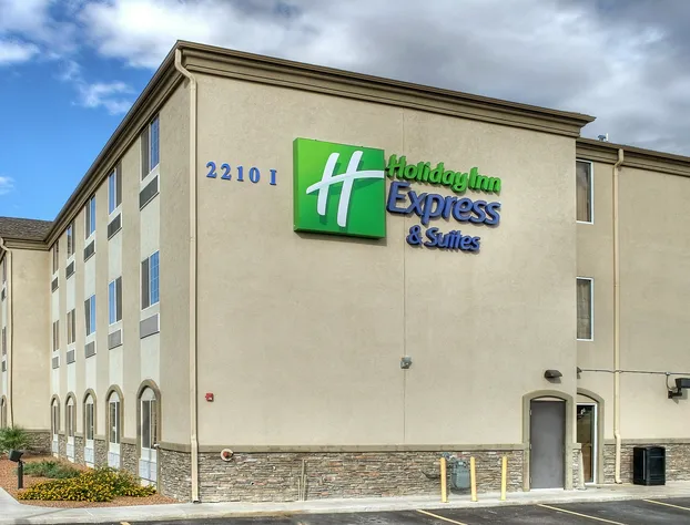 Holiday Inn Express Carlsbad by IHG hotel detail image 2