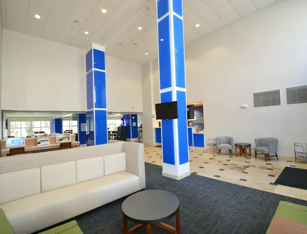 Holiday Inn Express Toledo-Oregon by IHG hotel detail image 2