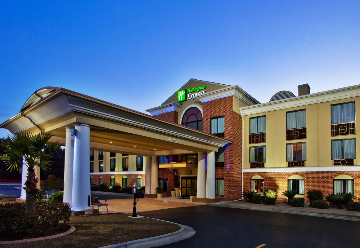 Holiday Inn Express Hinesville by IHG hotel hero