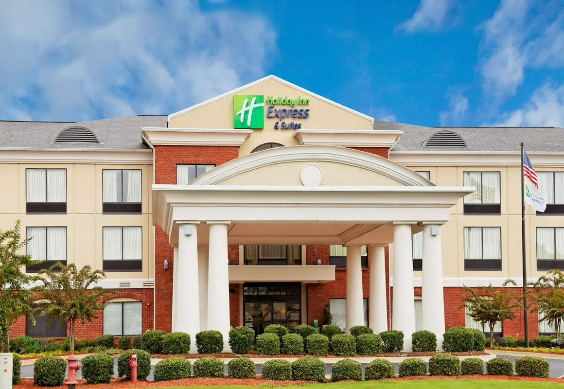 Holiday Inn Express Hotel & Suites Tupelo by IHG hotel hero