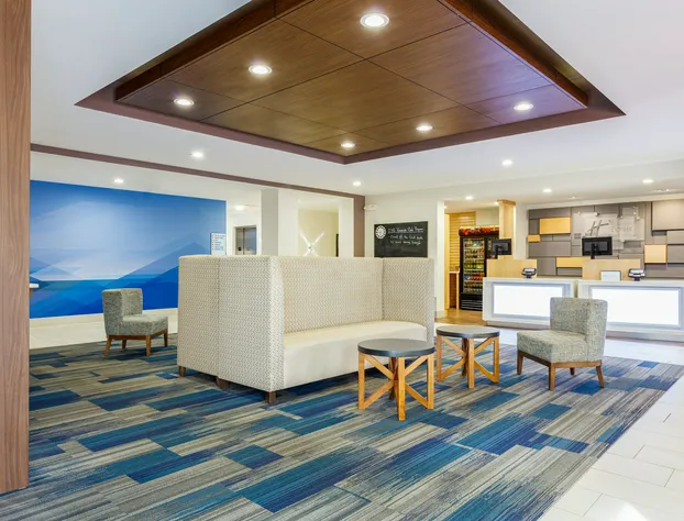 Holiday Inn Express & Suites Newport News by IHG hotel detail image 1