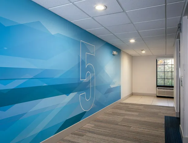 Holiday Inn Express & Suites Newport News by IHG hotel detail image 2