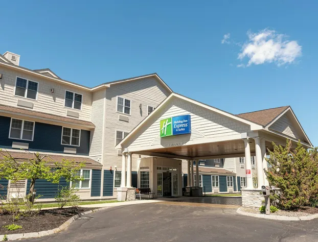 Holiday Inn Express Hotel & Suites Seabrook by IHG hotel detail image 1