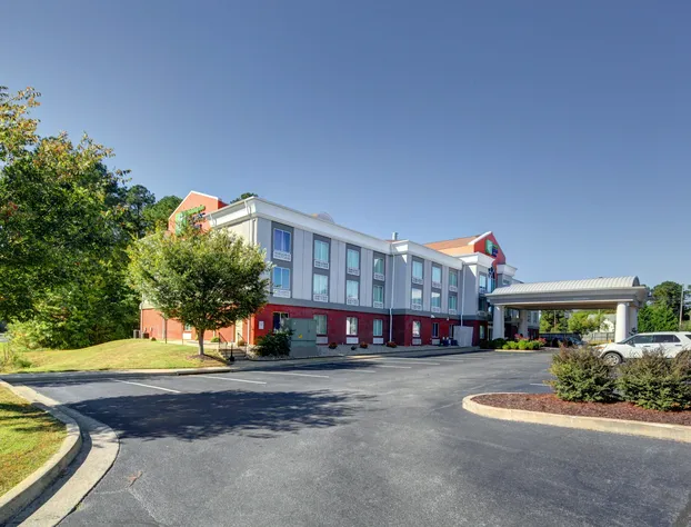 Holiday Inn Express Hotel & Suites Emporia by IHG hotel detail image 2