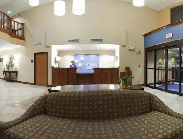 Holiday Inn Express Hotel & Suites Suffolk by IHG hotel detail image 2