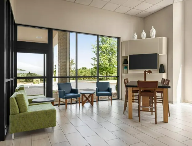 Holiday Inn Express Winchester South-Stephens City by IHG hotel detail image 3