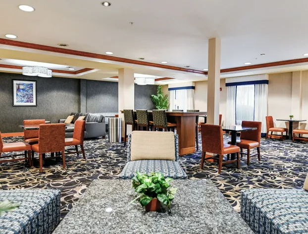 Holiday Inn Express Hotel & Suites Richmond North Ashland by IHG hotel detail image 4