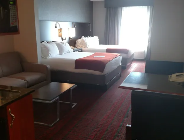 Holiday Inn Express Hotel & Suites Auburn by IHG hotel detail image 4