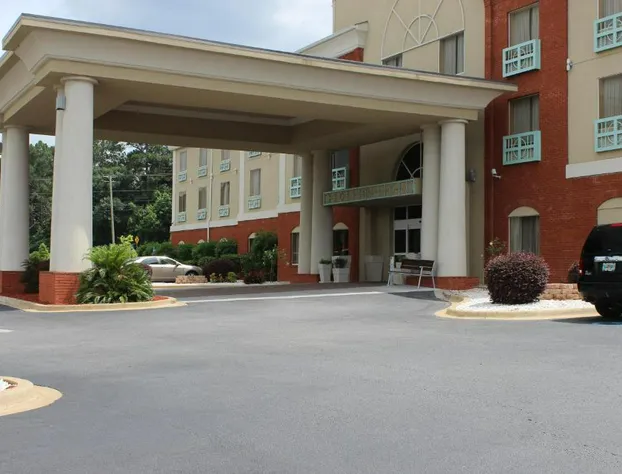Holiday Inn Express & Suites Thomasville by IHG hotel detail image 3