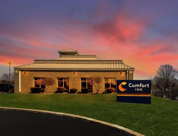 Comfort Inn Huntington Near University hotel detail image 3