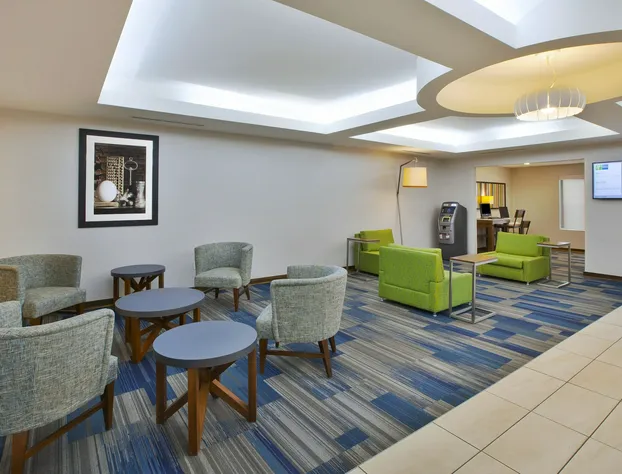 Holiday Inn Express Hotel & Suites Auburn Hills by IHG hotel detail image 2