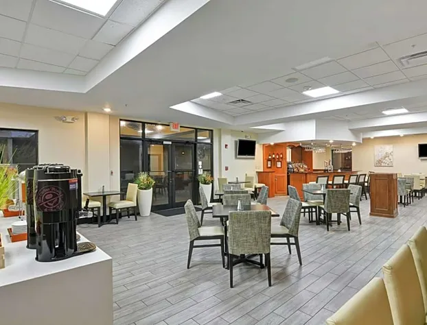 Doubletree by Hilton Hattiesburg, MS hotel detail image 3