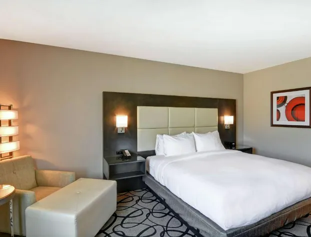 Doubletree by Hilton Hattiesburg, MS hotel detail image 4