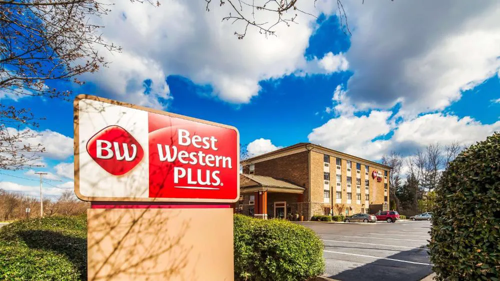 Best Western Plus Pineville-Charlotte South hotel hero