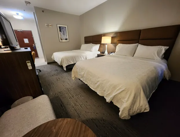 Holiday Inn Express Hotel & Suites St. Paul-Woodbury by IHG hotel detail image 3