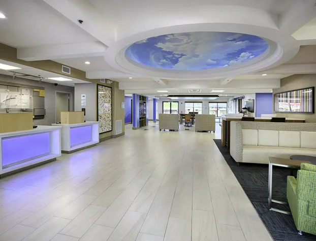 Holiday Inn Express Hotel & Suites Jacksonville - South by IHG hotel detail image 3