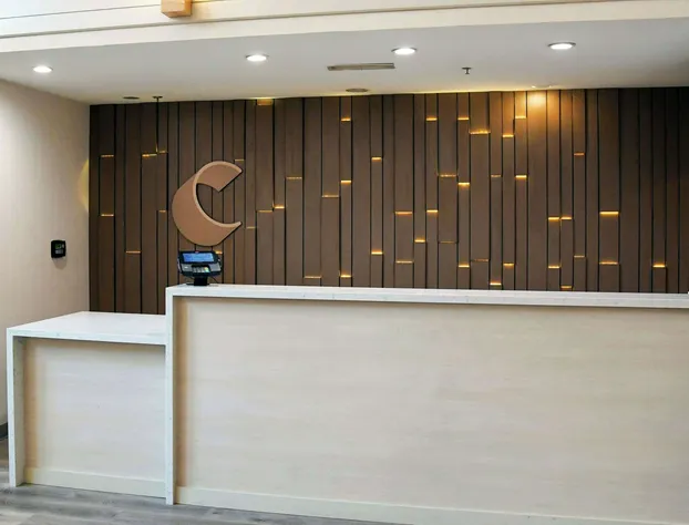 Comfort Inn & Suites NW Milwaukee hotel detail image 3