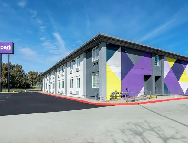 Spark by Hilton Williams hotel detail image 2