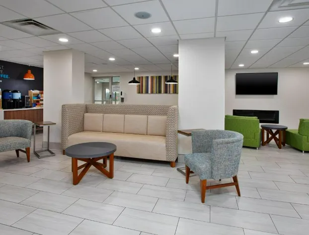 Holiday Inn Express Hotel & Suites Sunbury - Columbus Area by IHG hotel detail image 4