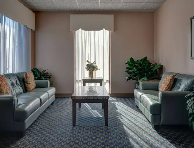 Howard Johnson by Wyndham Amherst Hadley hotel detail image 1