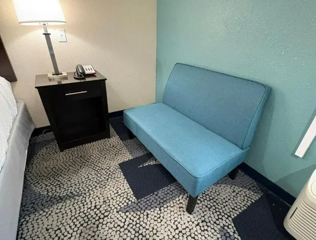 Baymont by Wyndham Iowa Lake Charles hotel detail image 1