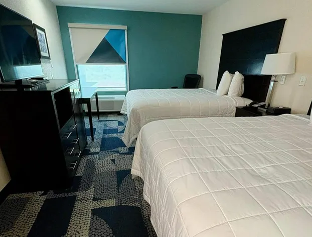 Baymont by Wyndham Iowa Lake Charles hotel detail image 2