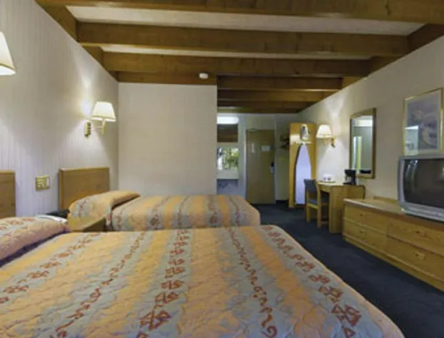 Knights Inn Liberty hotel detail image 1