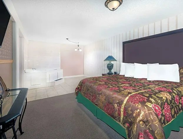 Howard Johnson by Wyndham Burlington hotel detail image 4