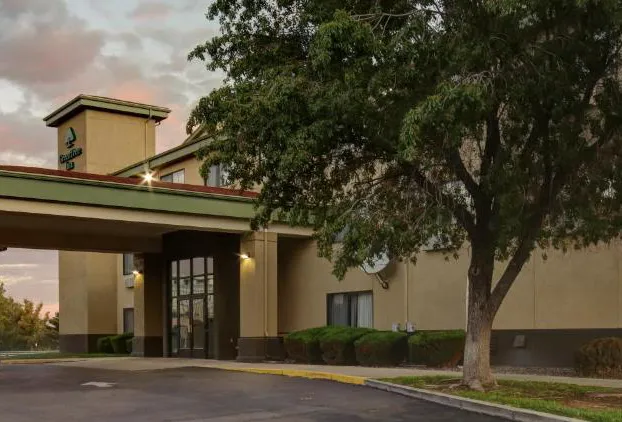 GreenTree Inn Albuquerque hotel detail image 1