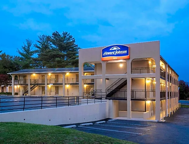 Howard Johnson by Wyndham College Park hotel detail image 2