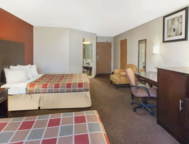 Travelodge by Wyndham Romulus Detroit Airport hotel detail image 3