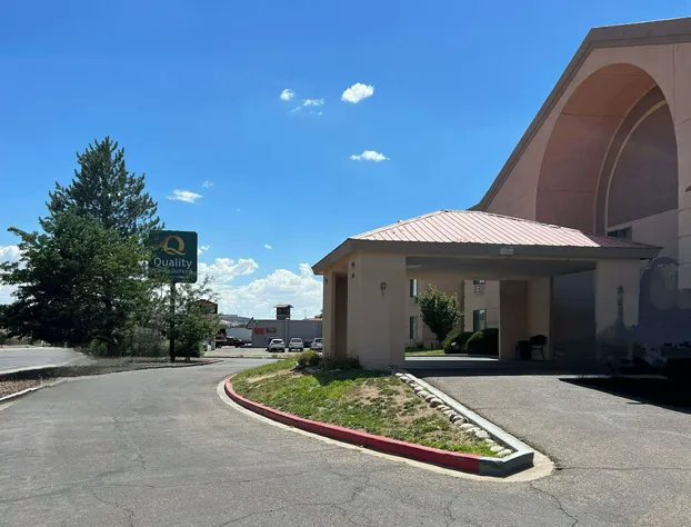 Quality Inn & Suites Farmington hotel detail image 1