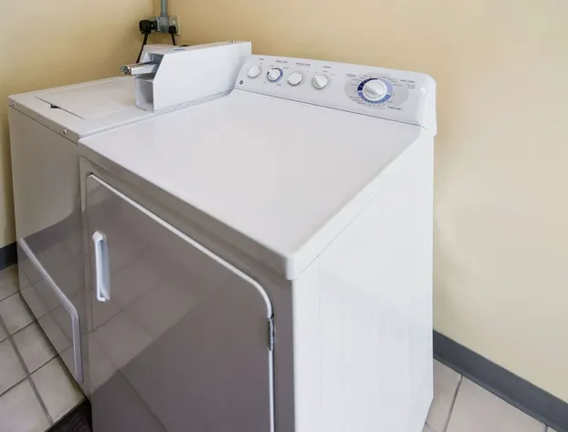 Econo Lodge Battleboro - Rocky Mount I-95 hotel detail image 1