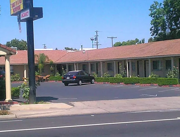 San Joaquin Motel hotel detail image 1