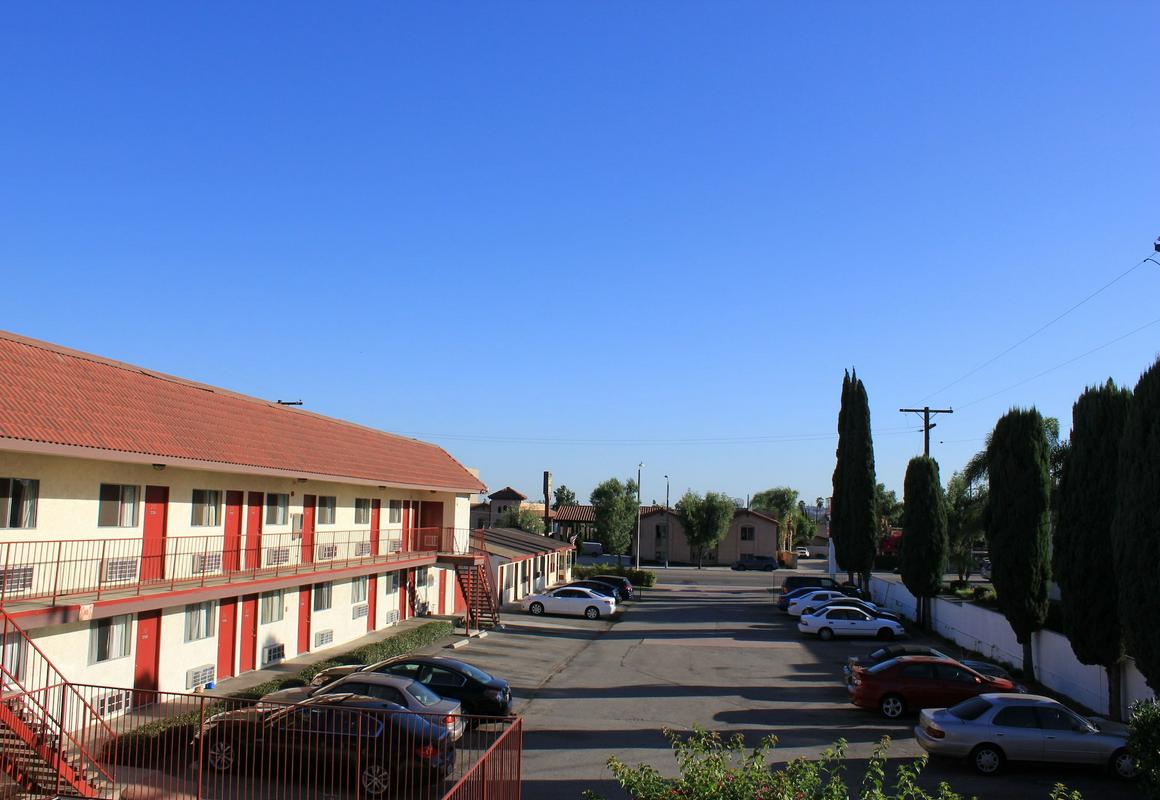 Valley Hotel hotel hero