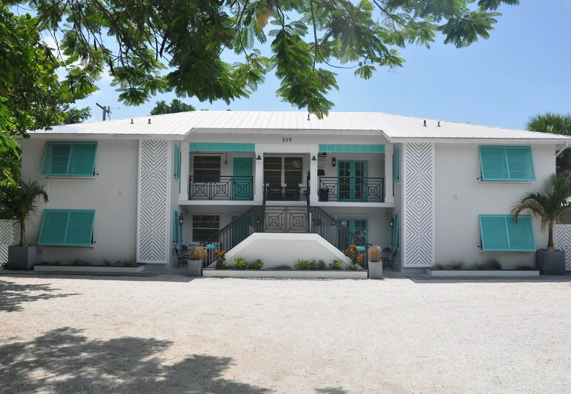 Lido Islander Inn hotel hero