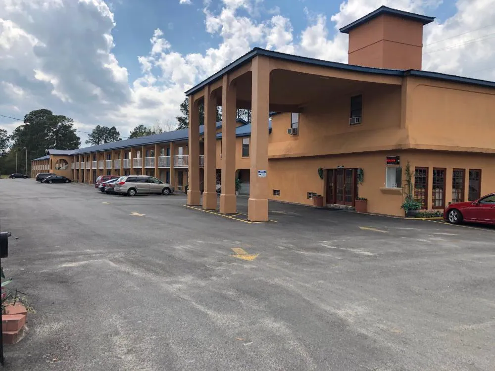 Capital Inn hotel hero