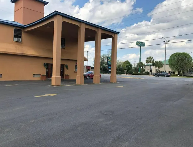 Capital Inn hotel detail image 4