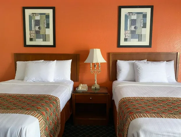 Royal Inn Richmond Hill- Savannah I-95 hotel detail image 3